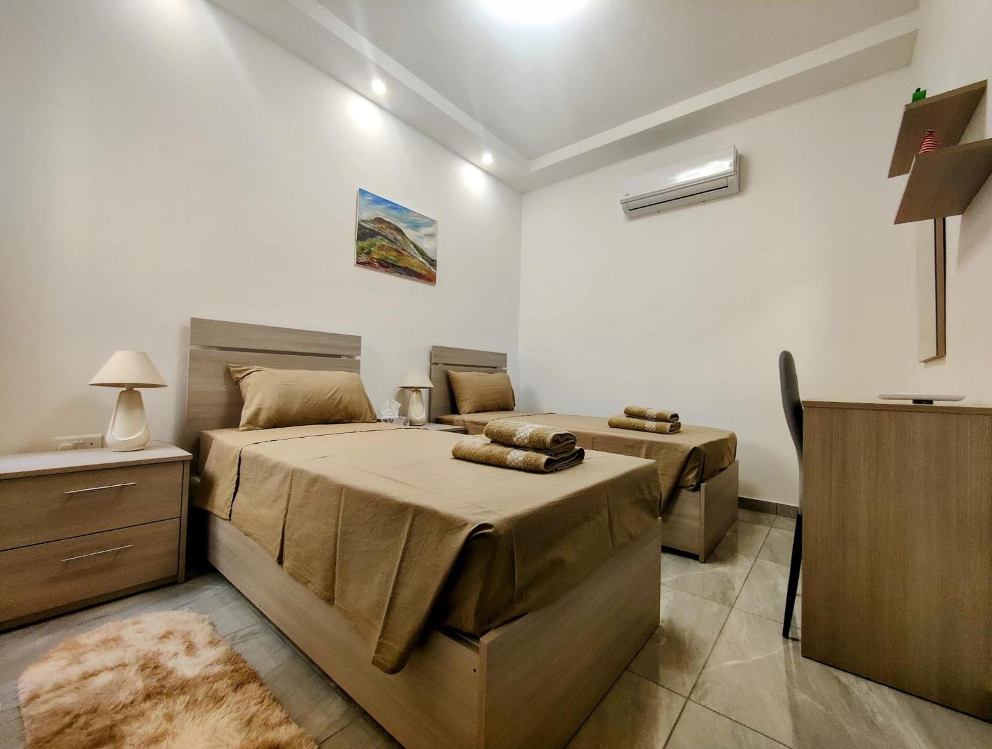 Al-Andalus, Chic Central Rooms Victoria Exterior photo